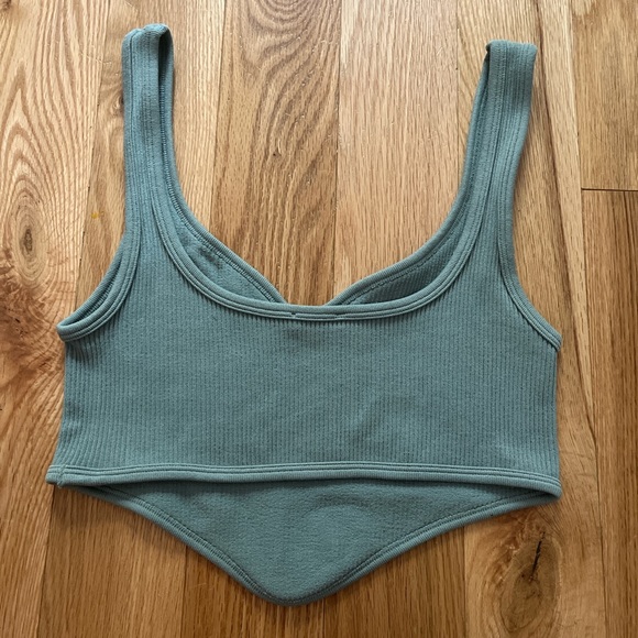Zara sage green crop top - Picture 2 of 2